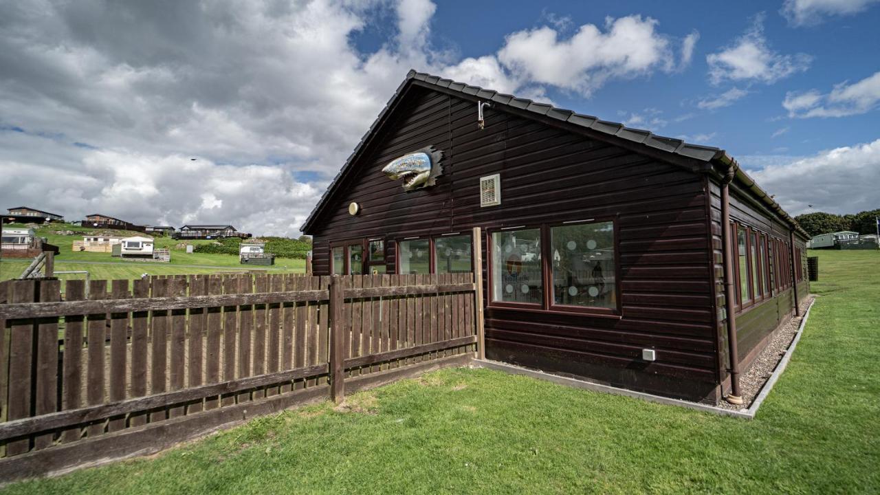 Caravan Rabbit House No 81 At Three Lochs Holiday Park 뉴튼스튜어트 외부 사진