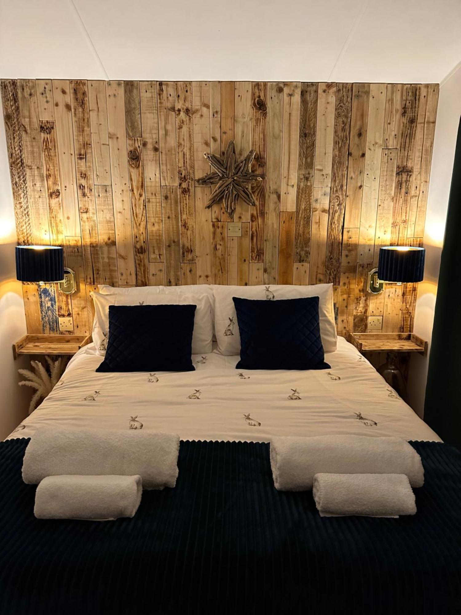 Caravan Rabbit House No 81 At Three Lochs Holiday Park 뉴튼스튜어트 외부 사진